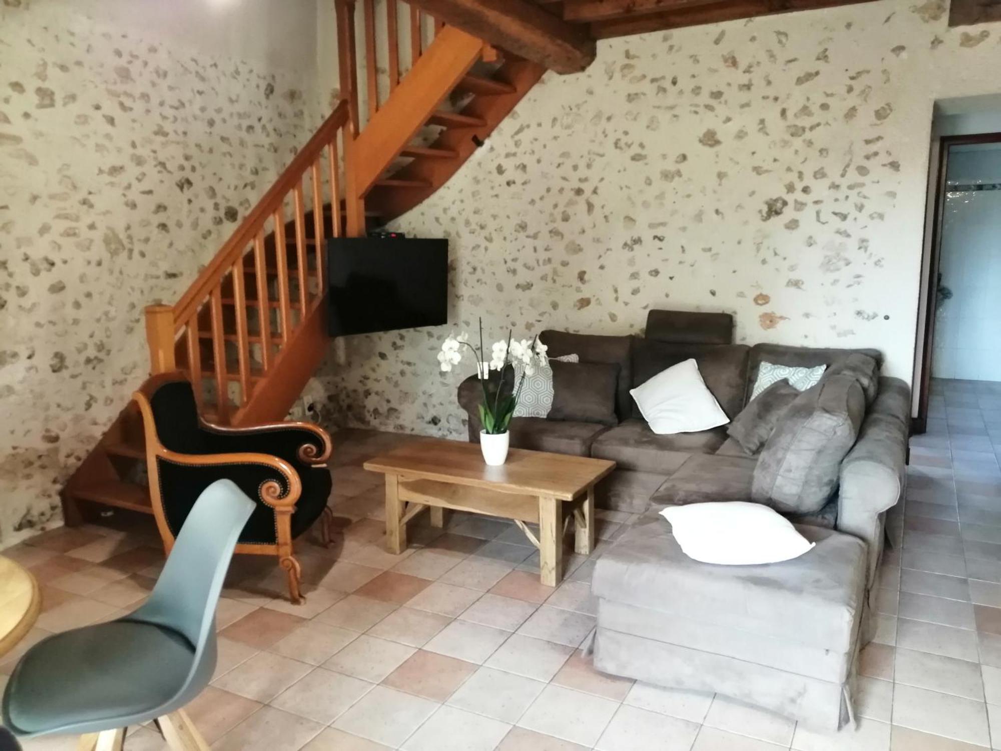 Gite Les Mareillauds - Piscine Salon Ruang foto