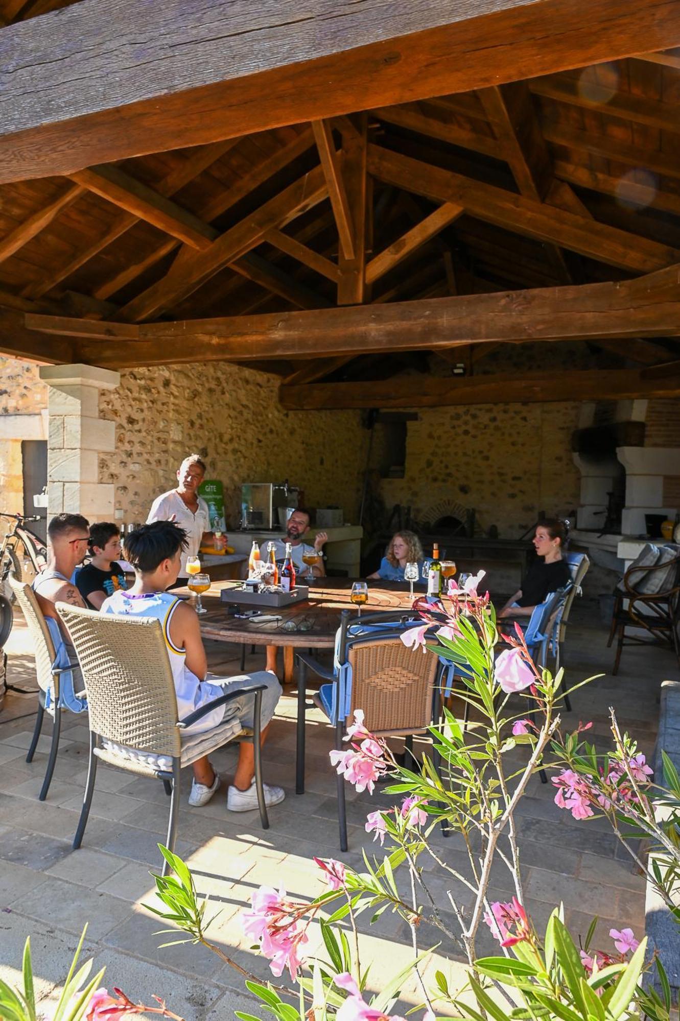 Gite Les Mareillauds - Piscine Salon Bagian luar foto